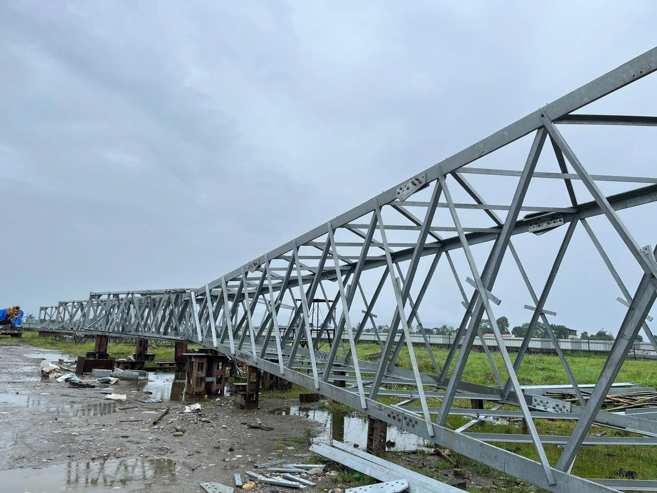 Hot-Dip Galvanized Transmission Towers